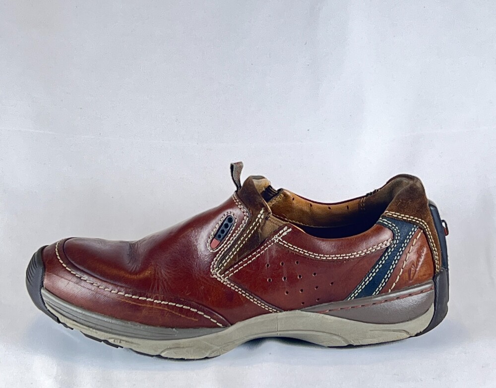 Clarks Comfort Shoes Men's Size 11M Brown Leather Round Toe Slip-on 26068115